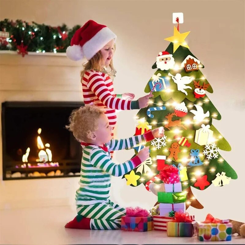 Árvore de Natal Montessori 32 Peças + Pisca Pisca
